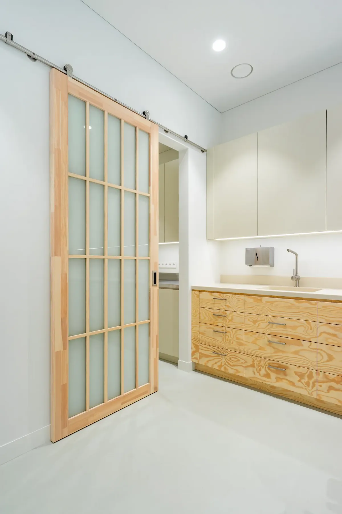 Moderni odontologijos klinika